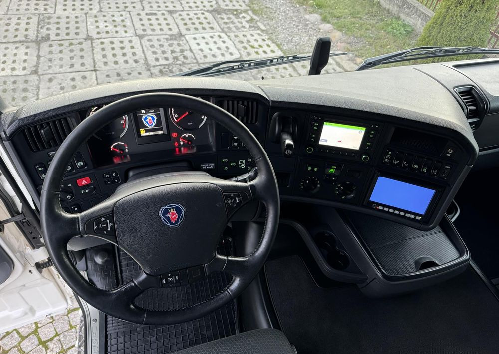 Scania R410 - Tractor unit: picture 5 Scania R410 - Tractor unit: picture 5