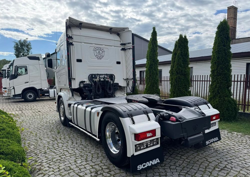 Scania R450 - Tractor unit: picture 4 Scania R450 - Tractor unit: picture 4