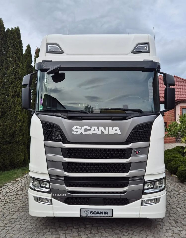 Scania R450 - Tractor unit: picture 2 Scania R450 - Tractor unit: picture 2