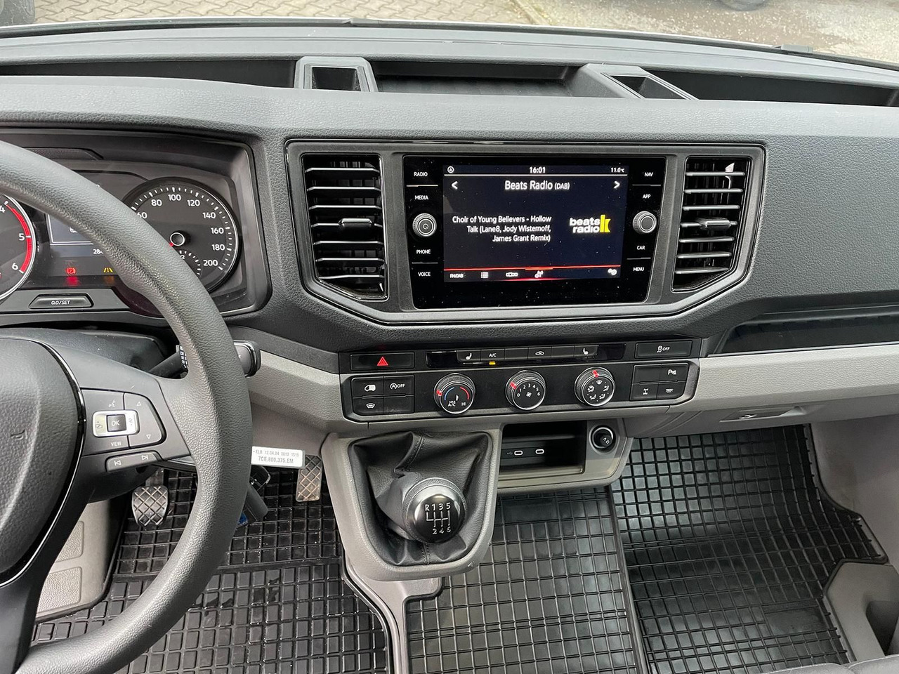 Commercial vehicle MAN TGE 3.180 L3H3 MIXTO 4x4 STANDHZ DIFF AHK ACC: picture 10 Commercial vehicle MAN TGE 3.180 L3H3 MIXTO 4x4 STANDHZ DIFF AHK ACC: picture 10