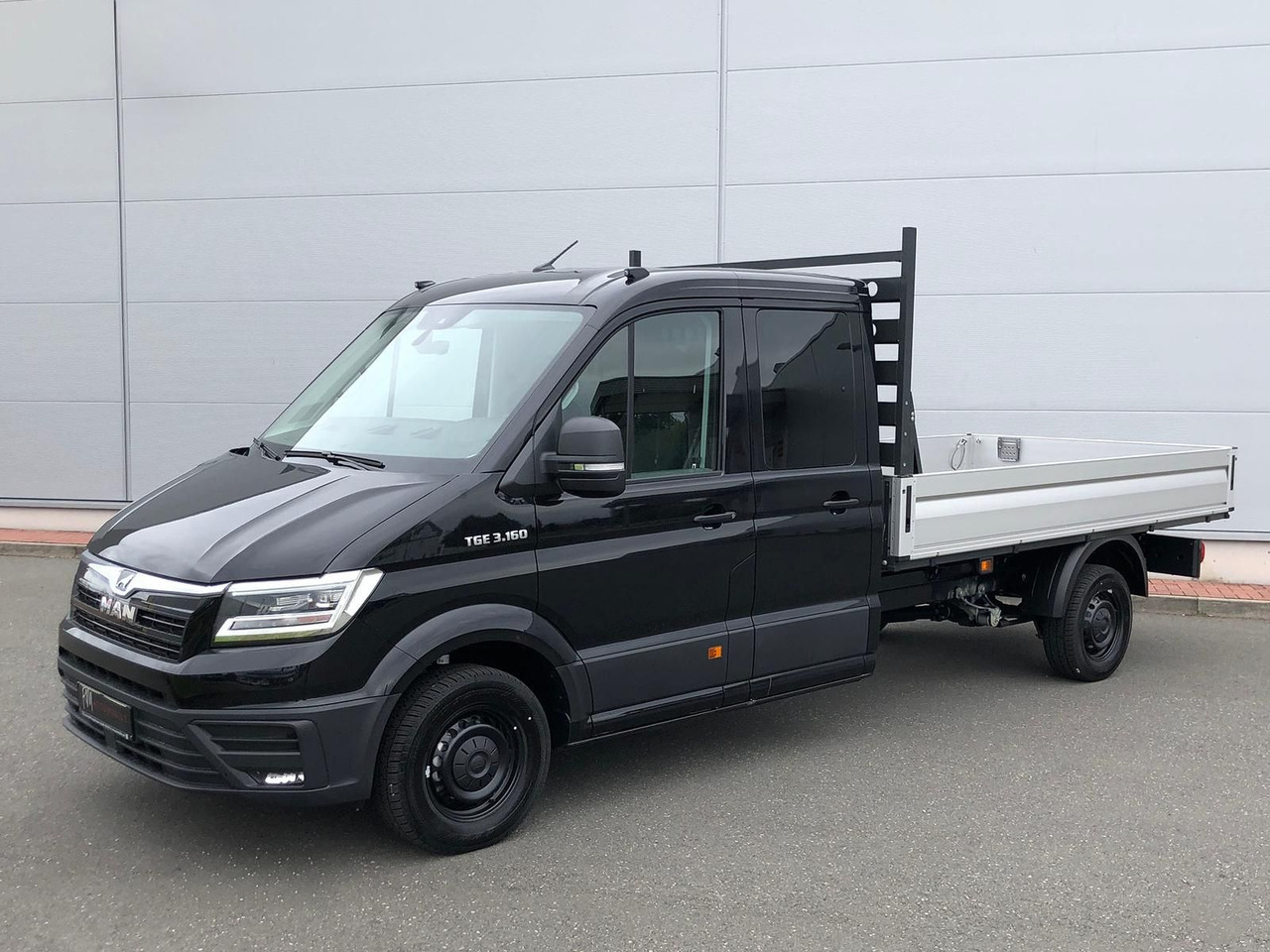 MAN TGE 3.160 Pritsche DOKA LR HECK AHK 3.5t ACC NAV - Open body delivery van, Crew cab van: picture 1 MAN TGE 3.160 Pritsche DOKA LR HECK AHK 3.5t ACC NAV - Open body delivery van, Crew cab van: picture 1