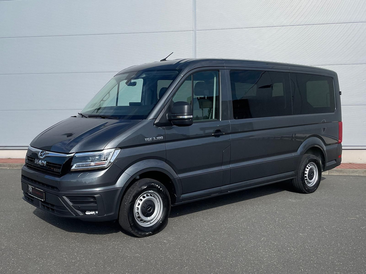 MAN TGE 3.180 Kombi L3H2 LED ACC NAVI SITZHZ - Minibus, People carrier: picture 1 MAN TGE 3.180 Kombi L3H2 LED ACC NAVI SITZHZ - Minibus, People carrier: picture 1