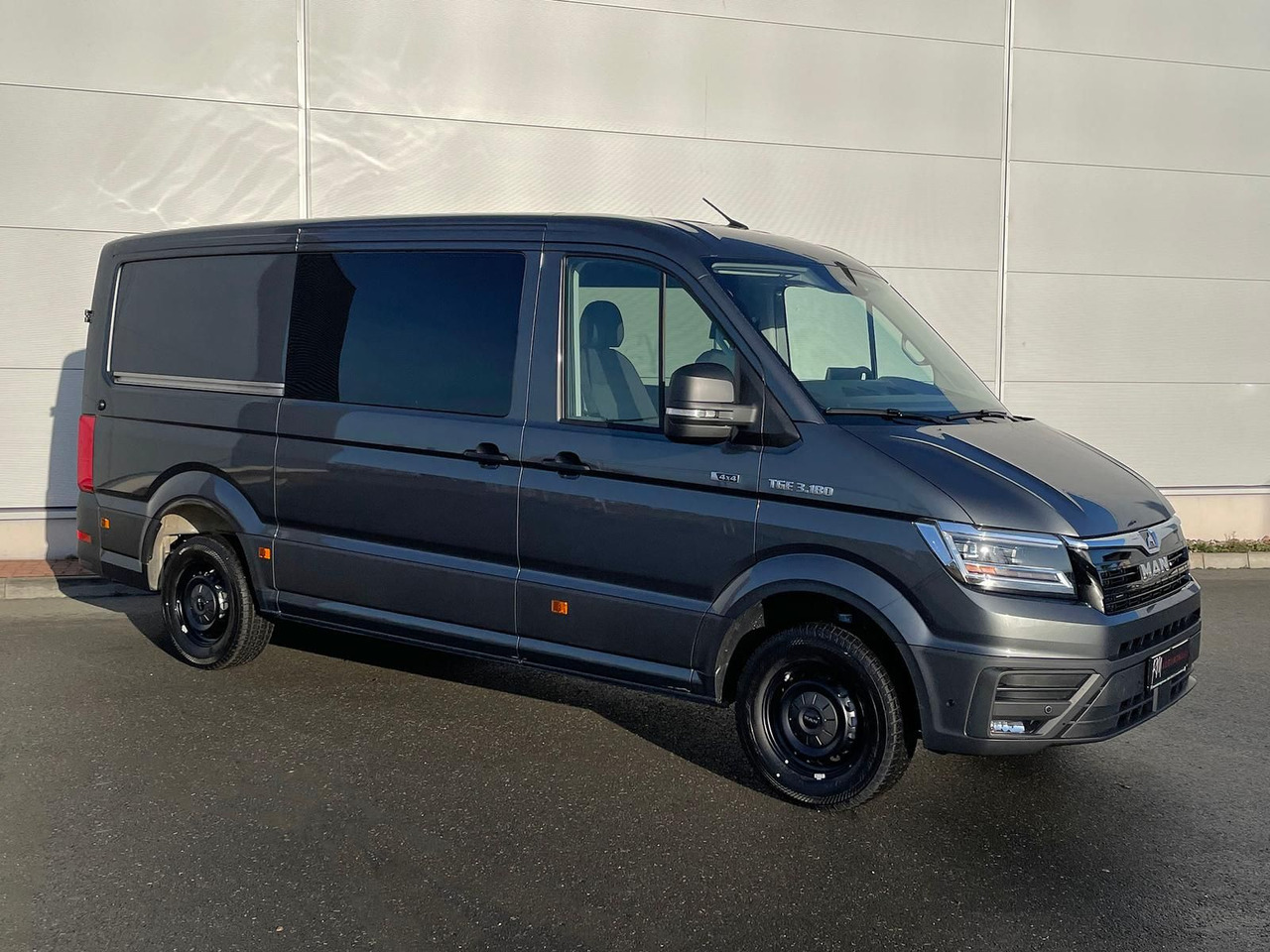 MAN TGE 3.180 L3H2 MIXTO 4x4 AUTOM ACC LED AHK DAB - Panel van, Crew cab van: picture 2 MAN TGE 3.180 L3H2 MIXTO 4x4 AUTOM ACC LED AHK DAB - Panel van, Crew cab van: picture 2