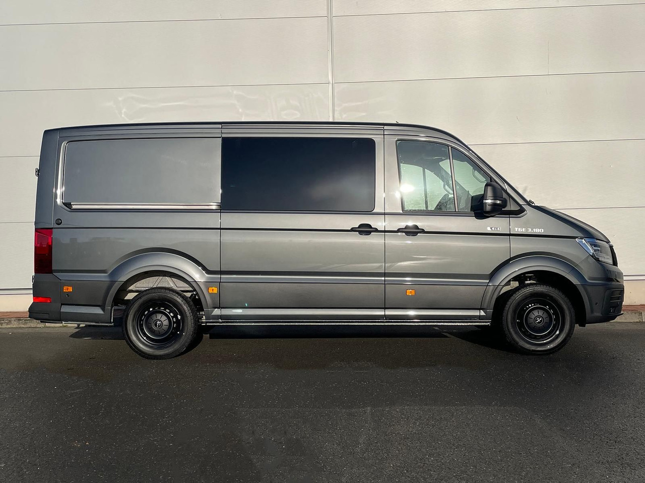 MAN TGE 3.180 L3H2 MIXTO 4x4 AUTOM ACC LED AHK DAB - Panel van, Crew cab van: picture 5 MAN TGE 3.180 L3H2 MIXTO 4x4 AUTOM ACC LED AHK DAB - Panel van, Crew cab van: picture 5