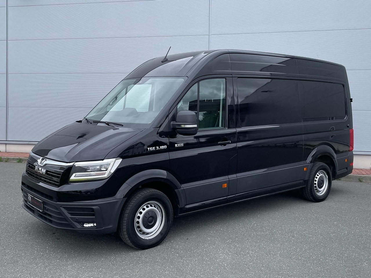 MAN TGE 3.180 L3H3 Kasten 4x4 AUTOM AHK TEMP NAVI - Panel van: picture 1 MAN TGE 3.180 L3H3 Kasten 4x4 AUTOM AHK TEMP NAVI - Panel van: picture 1