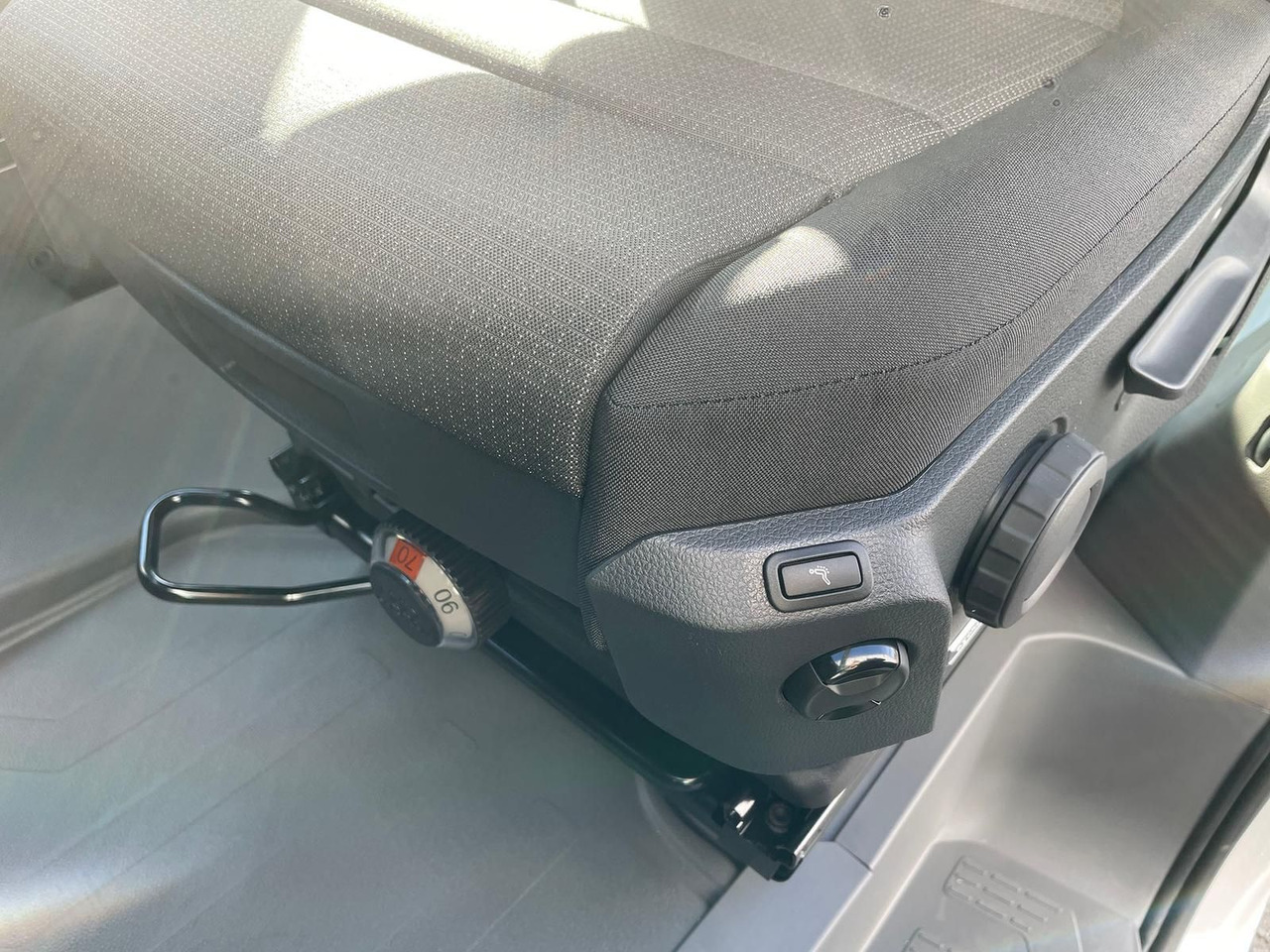 Panel van MAN TGE 3.180 L4H3 KASTEN ACC STANDHZ NAVI AHK: picture 24