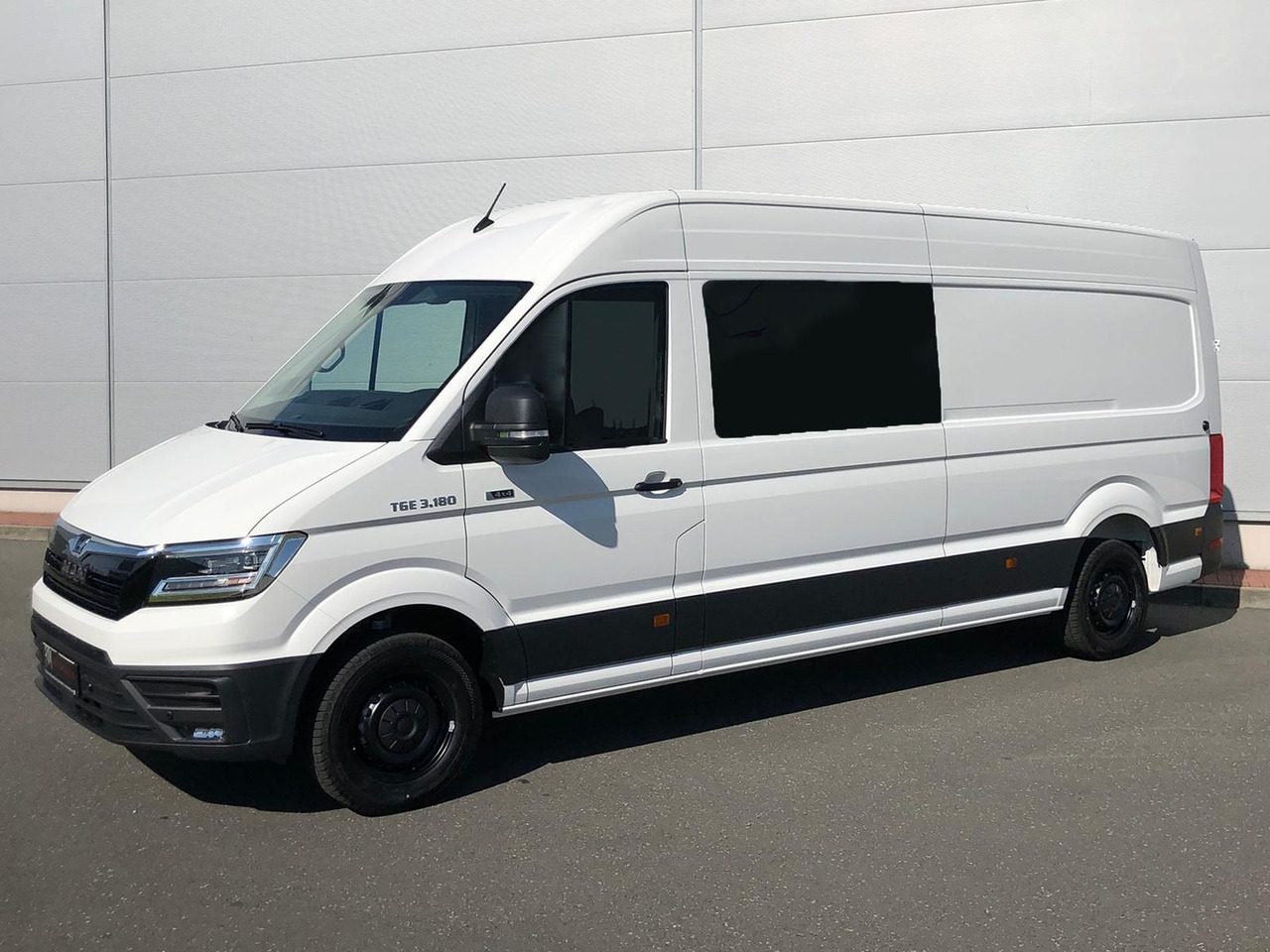 MAN TGE 3.180 L4H3 MIXTO 4x4 LED TEMPOMAT DIFF AHK - Panel van, Crew cab van: picture 1 MAN TGE 3.180 L4H3 MIXTO 4x4 LED TEMPOMAT DIFF AHK - Panel van, Crew cab van: picture 1