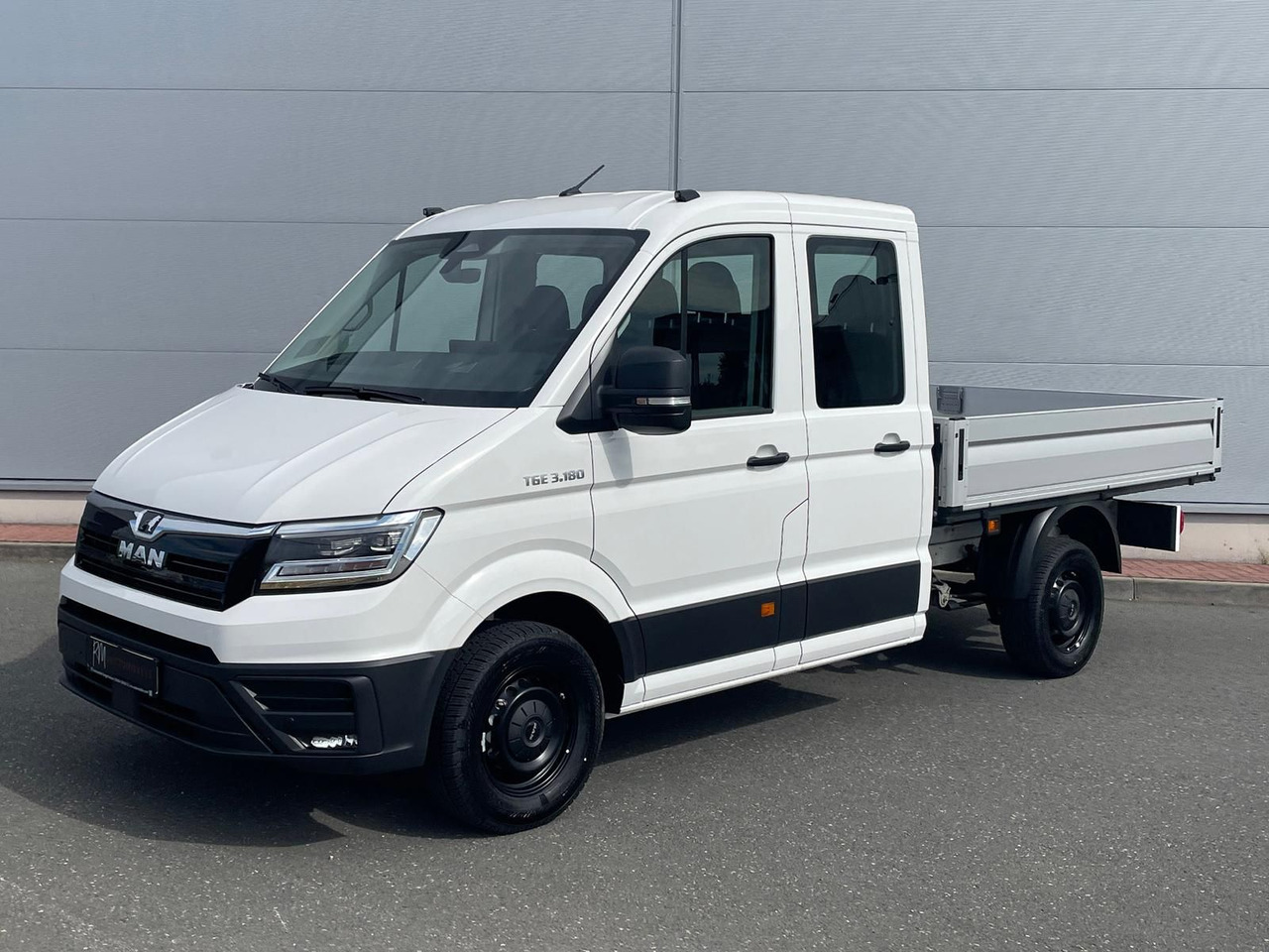 MAN TGE 3.180 Pritsche DOKA MR KAMERA AHK SITZHZ - Open body delivery van, Crew cab van: picture 1 MAN TGE 3.180 Pritsche DOKA MR KAMERA AHK SITZHZ - Open body delivery van, Crew cab van: picture 1