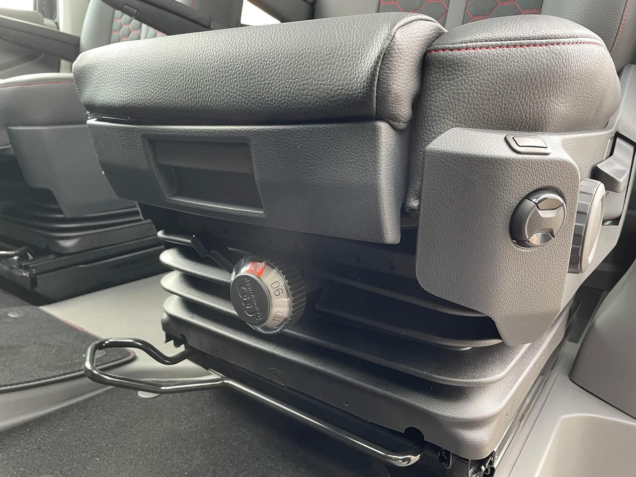 Panel van, Crew cab van MAN TGE 3.200 L3H2 MIXTO 4x4 Individual S ACC STANDH: picture 26 Panel van, Crew cab van MAN TGE 3.200 L3H2 MIXTO 4x4 Individual S ACC STANDH: picture 26