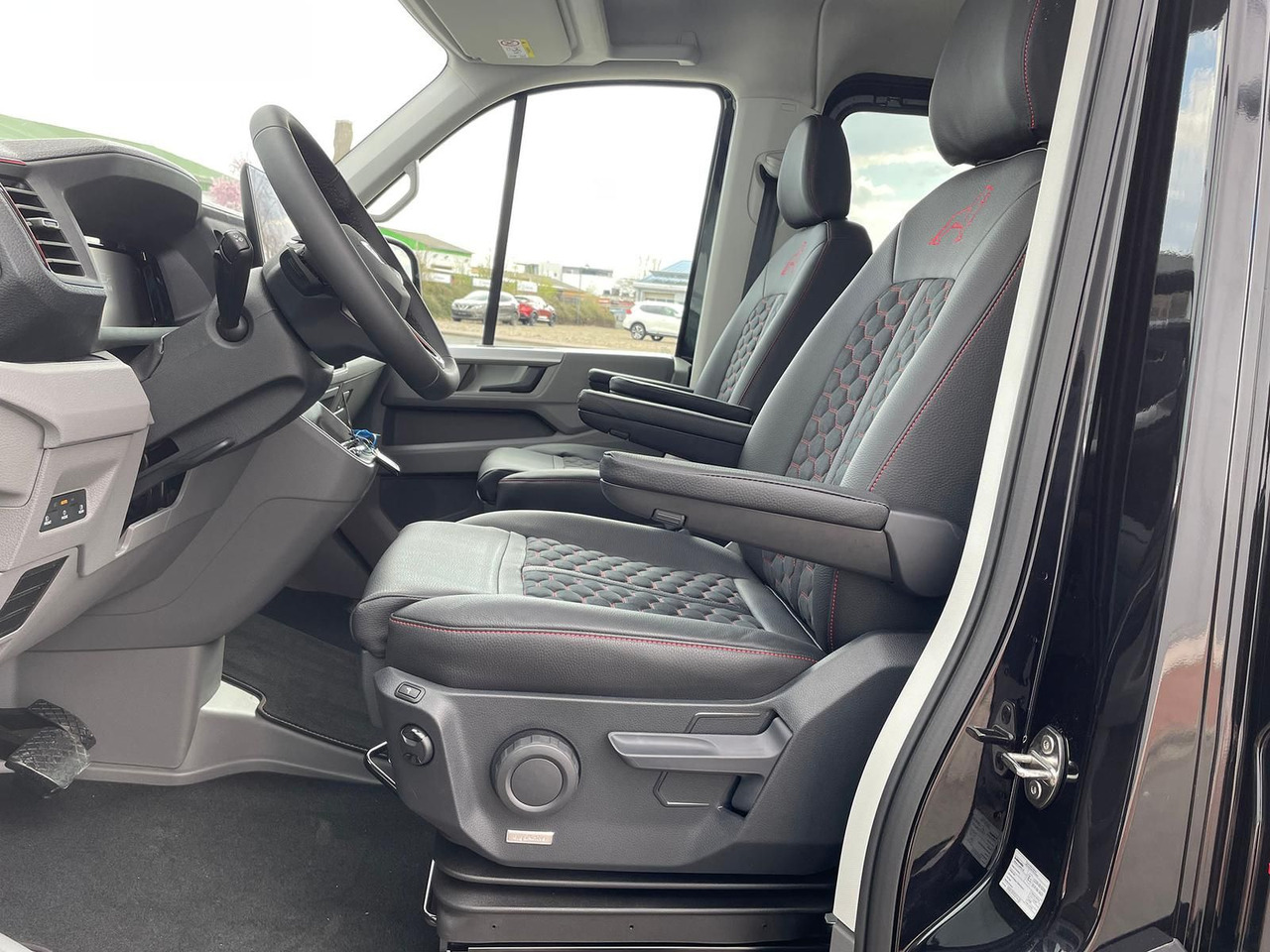 Panel van, Crew cab van MAN TGE 3.200 L3H2 MIXTO 4x4 Individual S ACC STANDH: picture 12 Panel van, Crew cab van MAN TGE 3.200 L3H2 MIXTO 4x4 Individual S ACC STANDH: picture 12