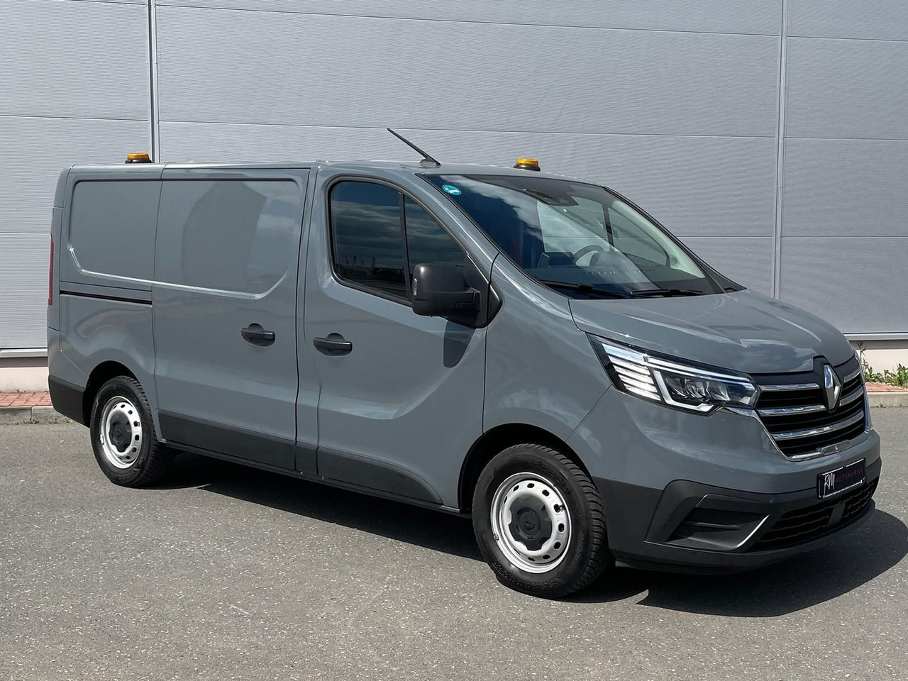 Renault Trafic Kasten RED EDITION L1H1 AHK LED DAB MFL - Panel van: picture 2 Renault Trafic Kasten RED EDITION L1H1 AHK LED DAB MFL - Panel van: picture 2