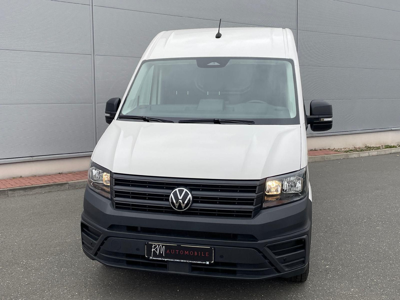 Volkswagen Crafter Kasten 35 L3H3 KAMERA SITZHZ DAB - People carrier: picture 4 Volkswagen Crafter Kasten 35 L3H3 KAMERA SITZHZ DAB - People carrier: picture 4