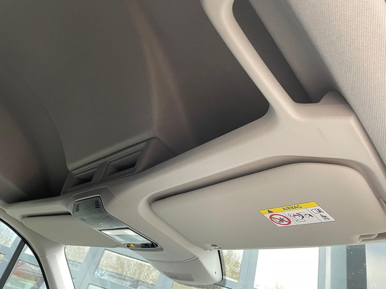 People carrier Volkswagen Crafter Kasten 35 L4H3 Autom. NAVI KAMERA KLIMA: picture 25 People carrier Volkswagen Crafter Kasten 35 L4H3 Autom. NAVI KAMERA KLIMA: picture 25