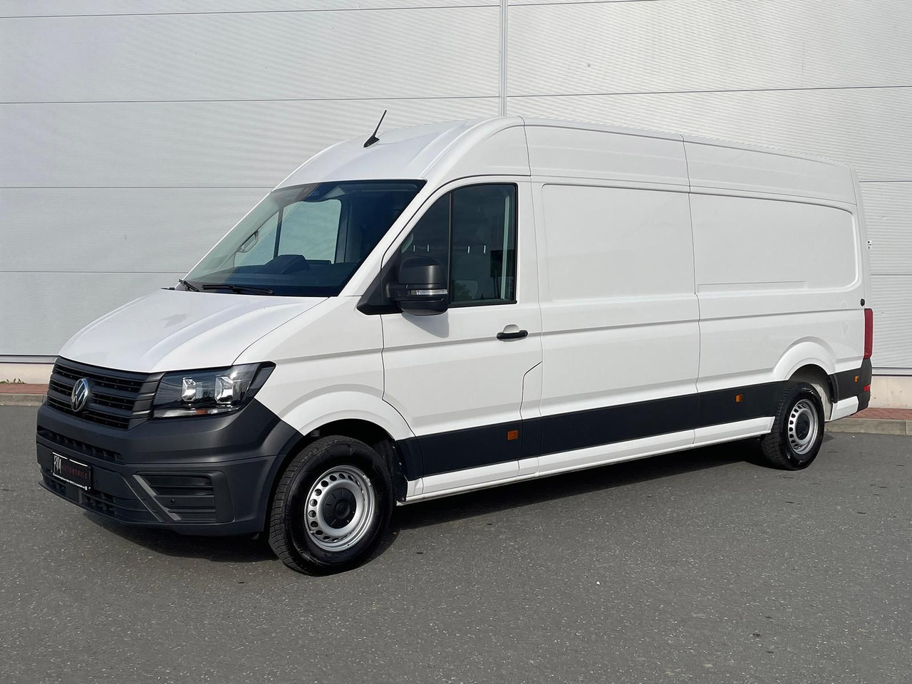 Volkswagen Crafter Kasten 35 L4H3 KAMERA KLIMA DAB - People carrier: picture 1 Volkswagen Crafter Kasten 35 L4H3 KAMERA KLIMA DAB - People carrier: picture 1