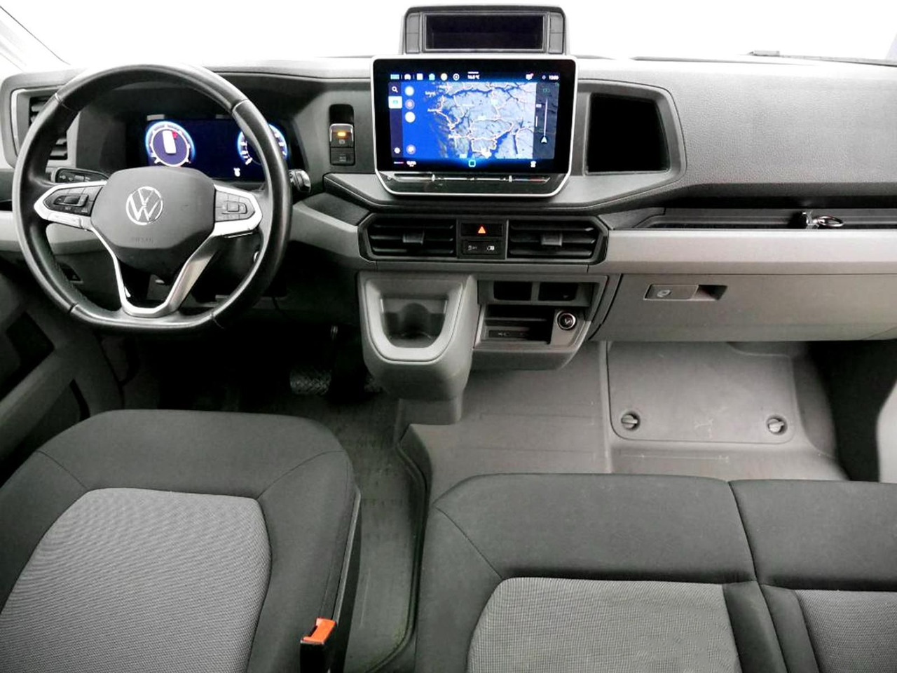 Volkswagen Crafter Kasten 35 L4H3 NAVI DAB KAMERA PDC - Panel van: picture 4 Volkswagen Crafter Kasten 35 L4H3 NAVI DAB KAMERA PDC - Panel van: picture 4