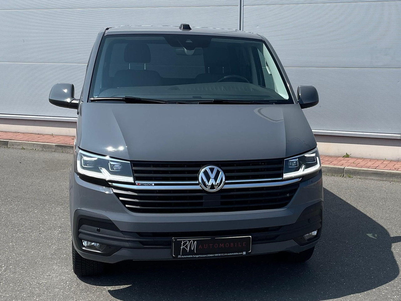 Volkswagen T6.1 Transporter lang 4M LED BEAR LOCK KAM DAB - People carrier: picture 3 Volkswagen T6.1 Transporter lang 4M LED BEAR LOCK KAM DAB - People carrier: picture 3