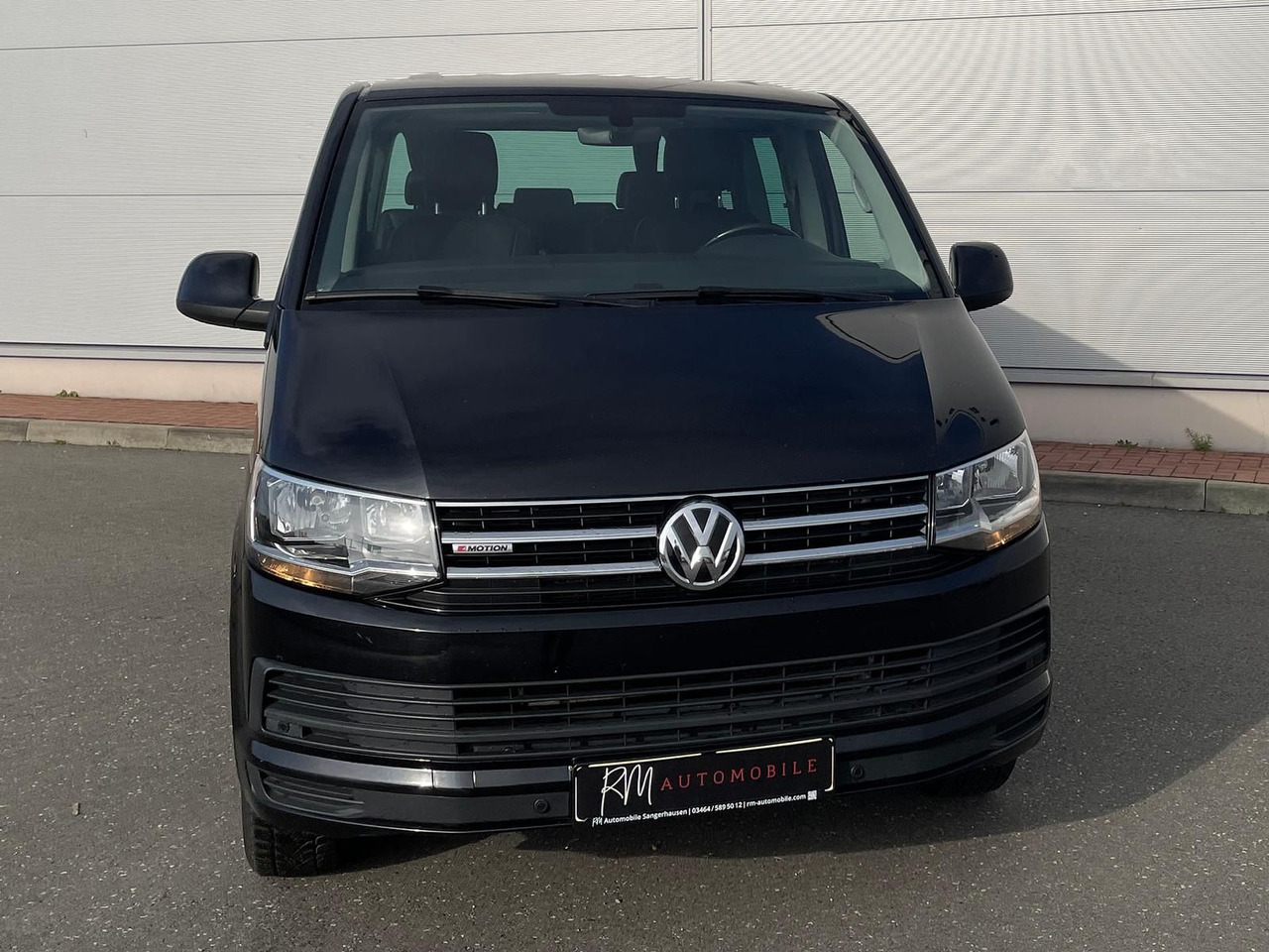 Volkswagen T6 Multivan Comfortline 4M AHK STANDHZ SITZH DAB - People carrier: picture 3 Volkswagen T6 Multivan Comfortline 4M AHK STANDHZ SITZH DAB - People carrier: picture 3