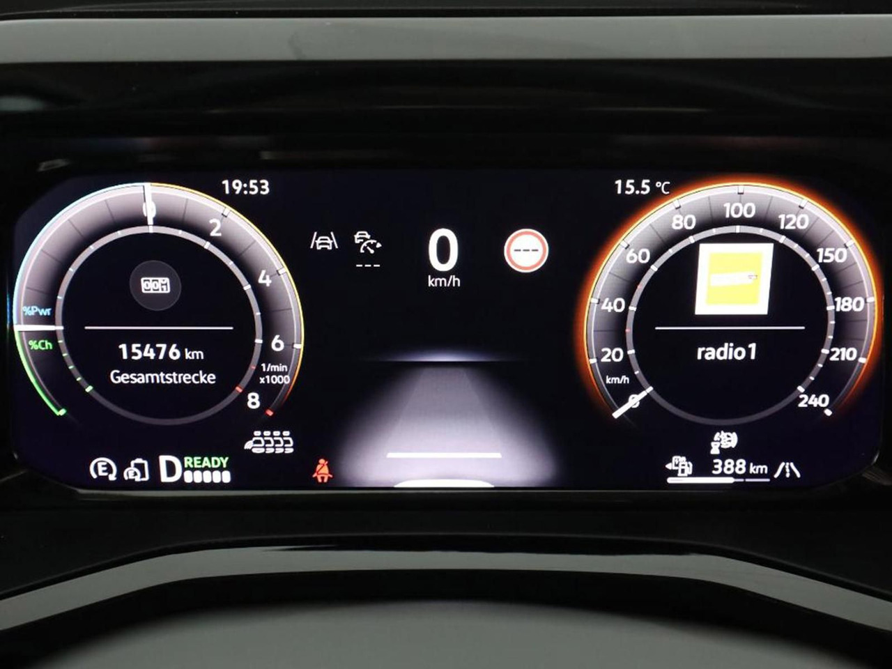 Volkswagen T7 Multivan Style eHybrid LR 4MOTION AHK ACC - People carrier: picture 5 Volkswagen T7 Multivan Style eHybrid LR 4MOTION AHK ACC - People carrier: picture 5