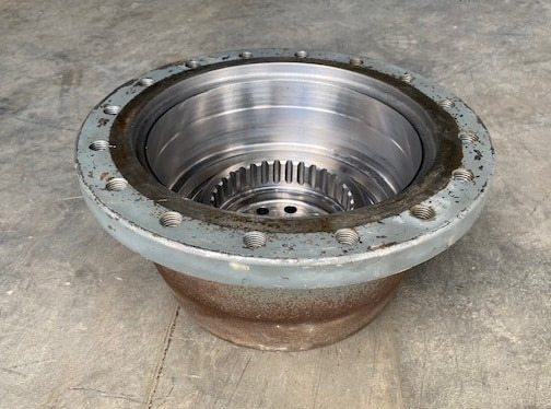 Liebherr Abtriebsglocke ID-Nr.90216077. Typ:FAT400G546.  PR71605LGP, PR716LGP, PR716XL. - Final drive for Bulldozer: picture 1 Liebherr Abtriebsglocke ID-Nr.90216077. Typ:FAT400G546.  PR71605LGP, PR716LGP, PR716XL. - Final drive for Bulldozer: picture 1