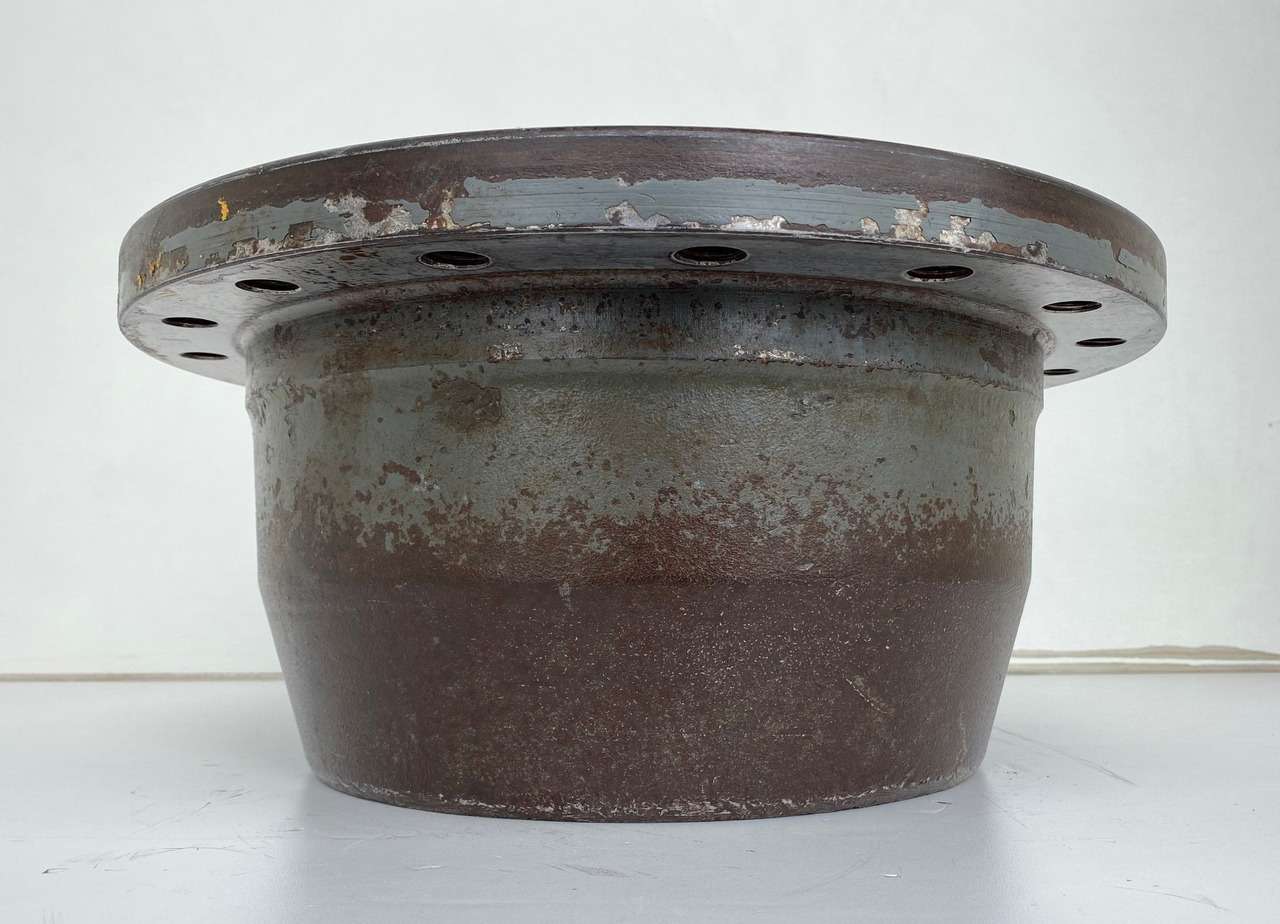 Liebherr Abtriebsglocke ID-Nr.90216077. Typ:FAT400G546.  Typ:PR71605LGP, PR716LGP, PR716XL. - Final drive for Construction machinery: picture 4 Liebherr Abtriebsglocke ID-Nr.90216077. Typ:FAT400G546.  Typ:PR71605LGP, PR716LGP, PR716XL. - Final drive for Construction machinery: picture 4