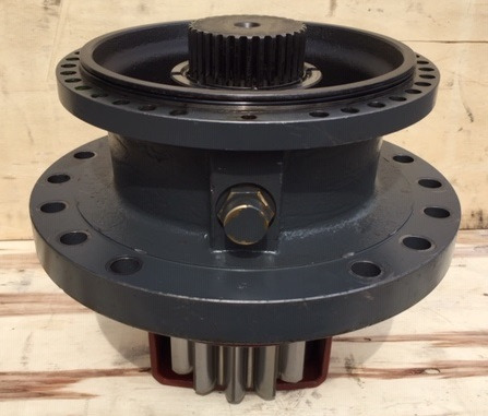 Liebherr Abtriebswellengehäuse and Abtriebswelle, ID-Nr.90208566 – ID-Nr.90202630. - Swing motor for Excavator: picture 3 Liebherr Abtriebswellengehäuse and Abtriebswelle, ID-Nr.90208566 – ID-Nr.90202630. - Swing motor for Excavator: picture 3