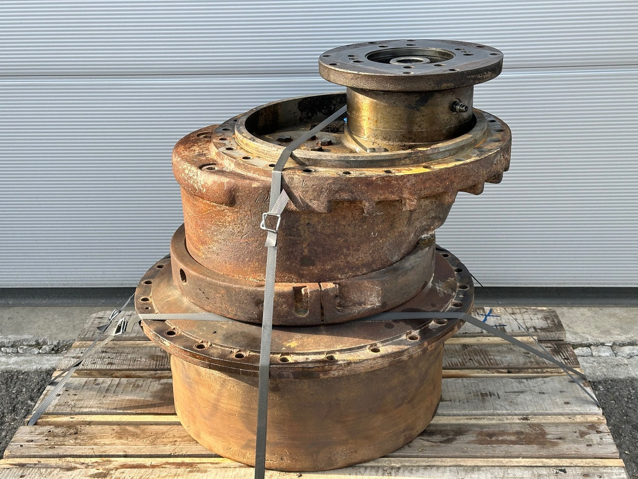 Liebherr Fahrantrieb FAT450E510. ID-Nr.970351501 - ID-Nr.90025195 - ID-Nr.90203584. LR634-992, LU755D-999, O634-992, PR734-4L-1481,PR734-4XL-1659. #10739.01# - Final drive for Bulldozer: picture 5 Liebherr Fahrantrieb FAT450E510. ID-Nr.970351501 - ID-Nr.90025195 - ID-Nr.90203584. LR634-992, LU755D-999, O634-992, PR734-4L-1481,PR734-4XL-1659. #10739.01# - Final drive for Bulldozer: picture 5