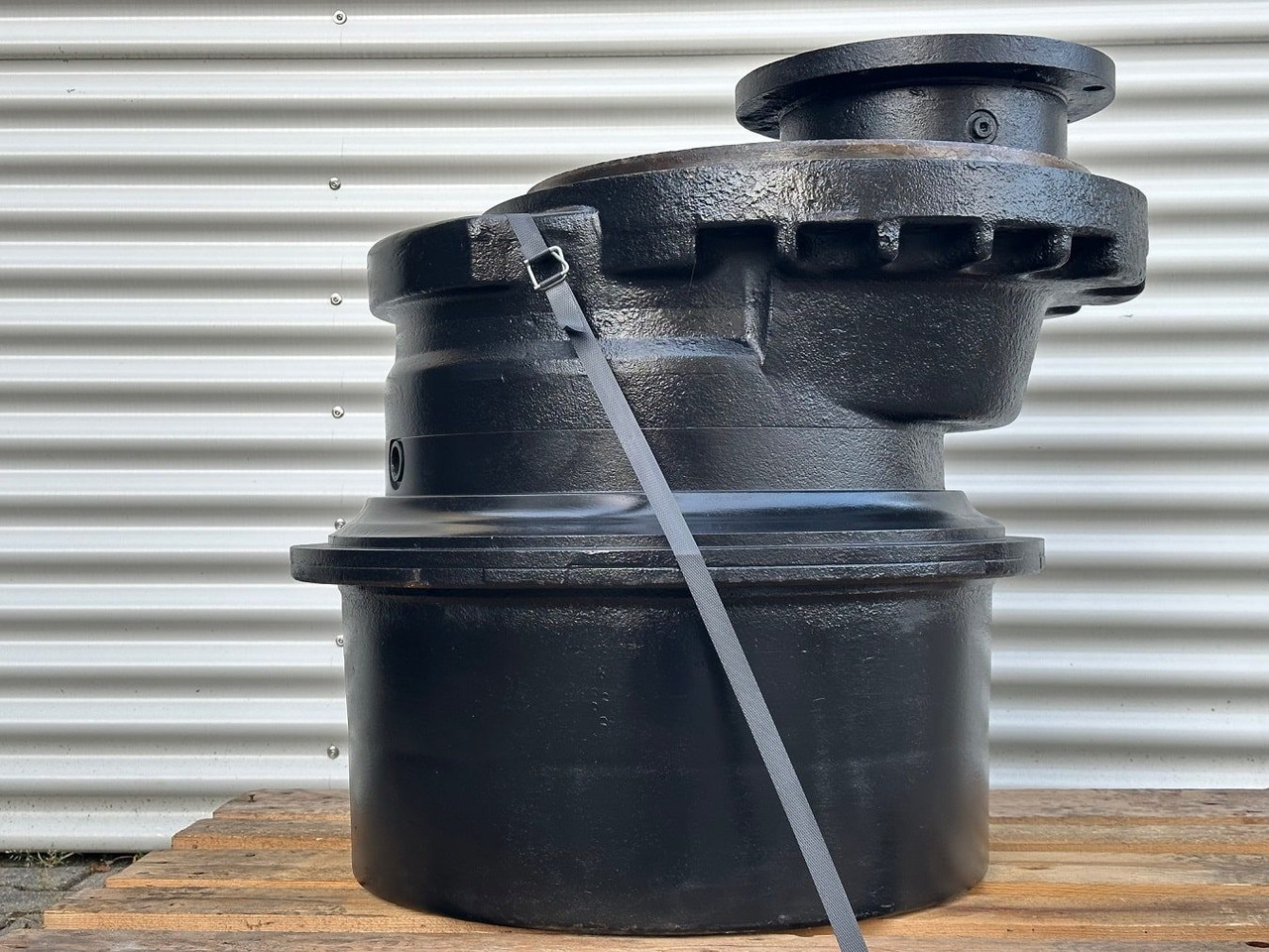 Liebherr Fahrantrieb FAT500E502. ID-Nr.933127201. PR734L-724 - PR734XL-725 - PR734LGP-726. #11193.01# - Final drive for Bulldozer: picture 4 Liebherr Fahrantrieb FAT500E502. ID-Nr.933127201. PR734L-724 - PR734XL-725 - PR734LGP-726. #11193.01# - Final drive for Bulldozer: picture 4