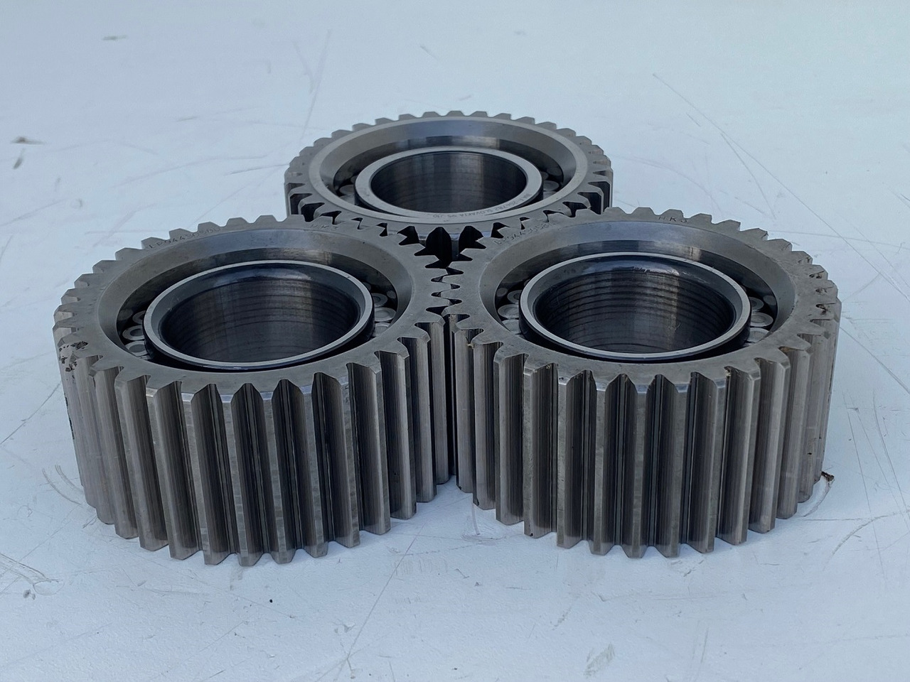 Liebherr Planetenrad  ID-Nr.9443057 - ID-Nr.944305703 - ID-Nr.90213986. #PLA01232# - Swing motor for Crawler excavator: picture 3 Liebherr Planetenrad  ID-Nr.9443057 - ID-Nr.944305703 - ID-Nr.90213986. #PLA01232# - Swing motor for Crawler excavator: picture 3