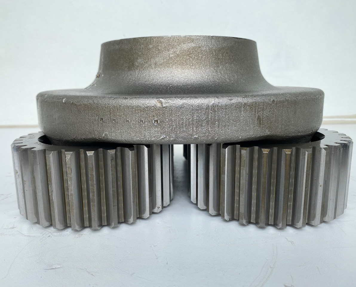 Liebherr Planetenträger ID-Nr.90203516 mit Planetenrad ID-Nr.90203494.  Typ:FAT400G546.    PR71605LGP-1823. PR716LGP-1423. PR716XL-1422. - Final drive for Bulldozer: picture 5 Liebherr Planetenträger ID-Nr.90203516 mit Planetenrad ID-Nr.90203494.  Typ:FAT400G546.    PR71605LGP-1823. PR716LGP-1423. PR716XL-1422. - Final drive for Bulldozer: picture 5