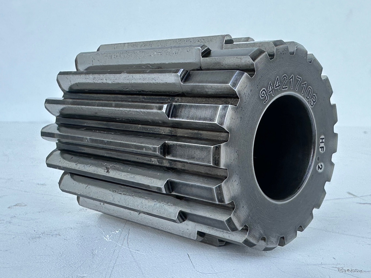 Liebherr Sonnenrad ID-Nr.9442171 - ID-Nr.944217103 - ID-Nr.90208498. SAT325/204, SAT325/242, SAT325/254, SAT325/274, SAT325/294, SAT375/219. #944217103.24.05# - Swing motor for Crawler excavator: picture 2 Liebherr Sonnenrad ID-Nr.9442171 - ID-Nr.944217103 - ID-Nr.90208498. SAT325/204, SAT325/242, SAT325/254, SAT325/274, SAT325/294, SAT375/219. #944217103.24.05# - Swing motor for Crawler excavator: picture 2