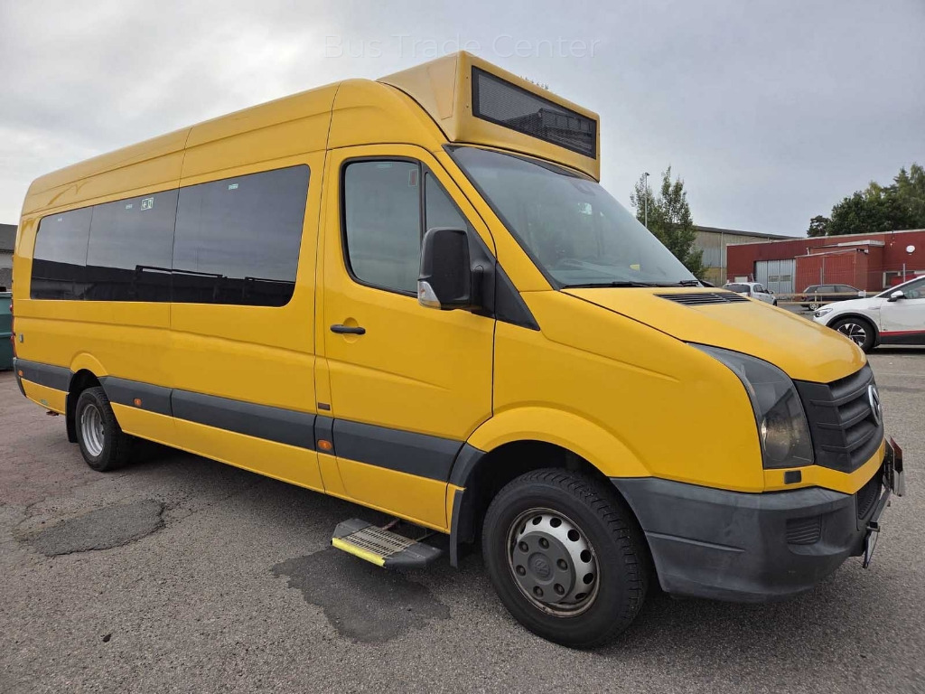 VOLKSWAGEN CRAFTER 50 LR // 8 pcs with lift - Minibus, People carrier: picture 1 VOLKSWAGEN CRAFTER 50 LR // 8 pcs with lift - Minibus, People carrier: picture 1