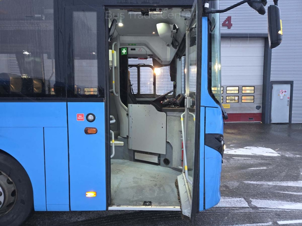 VOLVO 8909 B9 RLE / 8900 - Suburban bus: picture 5 VOLVO 8909 B9 RLE / 8900 - Suburban bus: picture 5