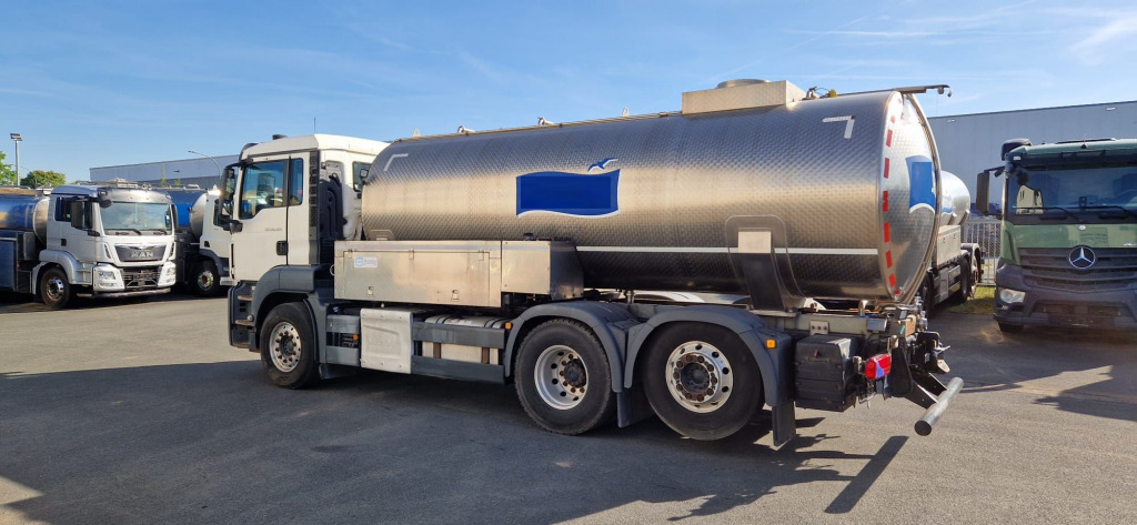 MAN TGS 26.420 6x2 (Nr. 6045) - Tanker truck: picture 4 MAN TGS 26.420 6x2 (Nr. 6045) - Tanker truck: picture 4