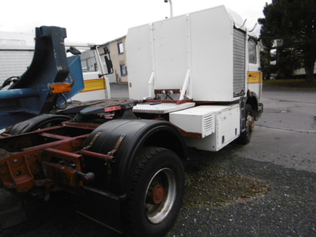 Renault 40GCC2 (Nr. 104) - Tractor unit: picture 5 Renault 40GCC2 (Nr. 104) - Tractor unit: picture 5