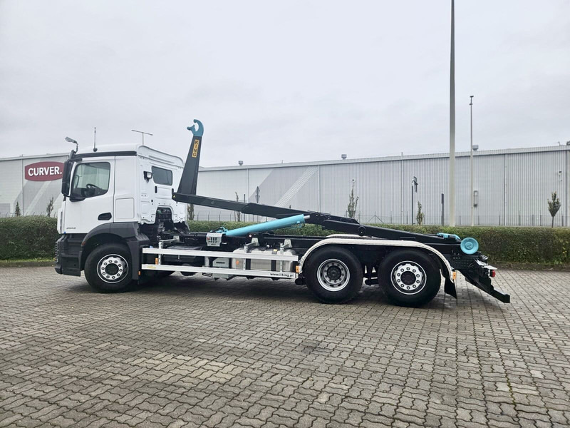 Mercedes-Benz ACTROS 5 - 2542 Nowy! - Hook lift truck: picture 1 Mercedes-Benz ACTROS 5 - 2542 Nowy! - Hook lift truck: picture 1
