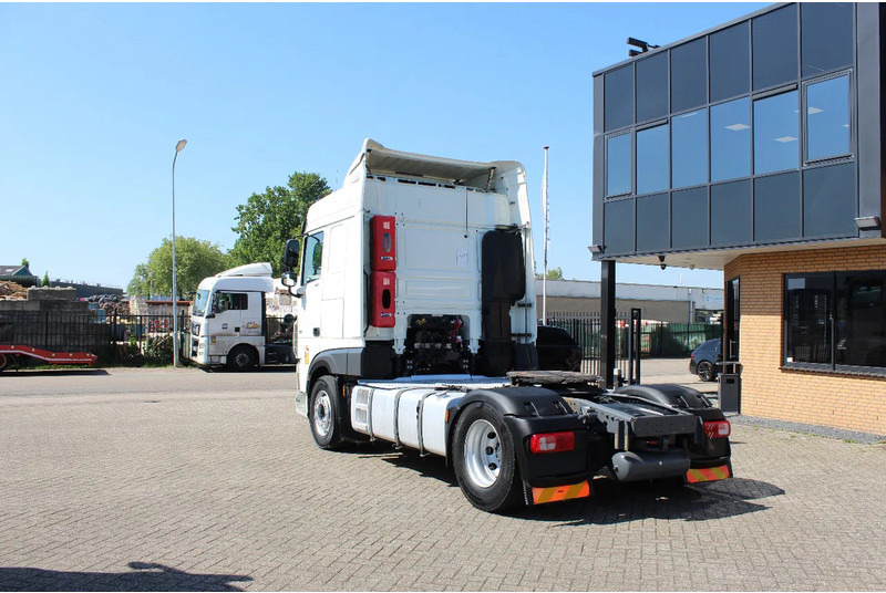 DAF XF 106.480 * RETARDER * 2 TANK * 2 BED * - Tractor unit: picture 3 DAF XF 106.480 * RETARDER * 2 TANK * 2 BED * - Tractor unit: picture 3