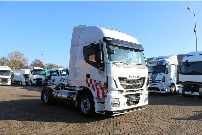 Iveco Stralis 460 * RETARDER * LNG * 4X2 * - Tractor unit: picture 4 Iveco Stralis 460 * RETARDER * LNG * 4X2 * - Tractor unit: picture 4