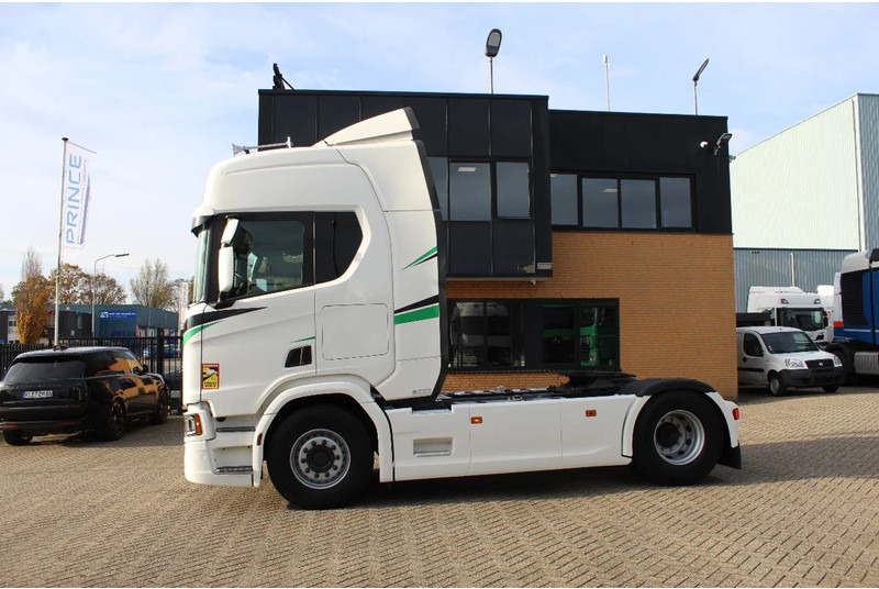 Scania R450 * RETARDER * EURO6 * FULL OPTION * - Tractor unit: picture 2 Scania R450 * RETARDER * EURO6 * FULL OPTION * - Tractor unit: picture 2
