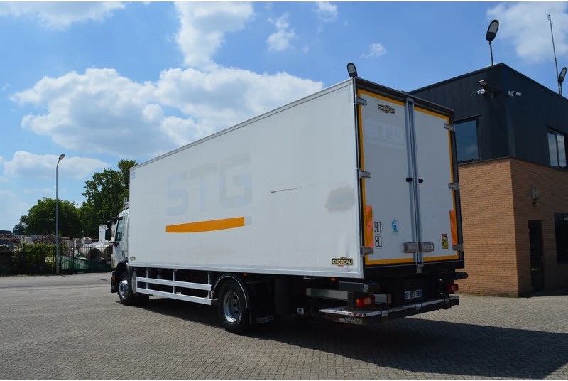 Volvo FE 260 * EURO5 * CARRIER SUPRA SILENT 950 MT * 4X2 * - Refrigerated truck: picture 3 Volvo FE 260 * EURO5 * CARRIER SUPRA SILENT 950 MT * 4X2 * - Refrigerated truck: picture 3