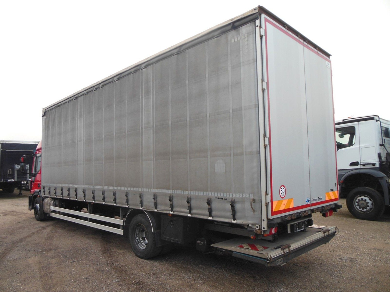 Iveco EUROCARGO ML 160E28, 21 PALETTEN, LBW - Curtain side truck: picture 4 Iveco EUROCARGO ML 160E28, 21 PALETTEN, LBW - Curtain side truck: picture 4