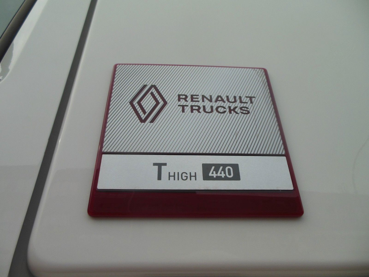 Renault T 440, 6X2, D-HOLLANDIA, 23 PALETTEN, WIE NEUE! - Curtain side truck: picture 5 Renault T 440, 6X2, D-HOLLANDIA, 23 PALETTEN, WIE NEUE! - Curtain side truck: picture 5