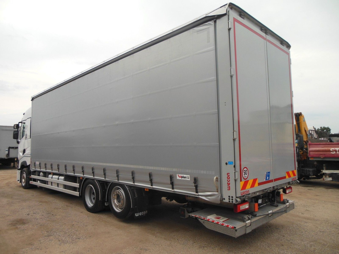 Renault T 440, 6X2, D-HOLLANDIA, 23 PALETTEN, WIE NEUE! - Curtain side truck: picture 4 Renault T 440, 6X2, D-HOLLANDIA, 23 PALETTEN, WIE NEUE! - Curtain side truck: picture 4