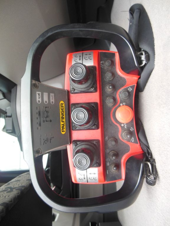 Leasing of Scania R 580,8X4,KIPPER,BORDMATIC,PALFINGER PK 19.001  Scania R 580,8X4,KIPPER,BORDMATIC,PALFINGER PK 19.001: picture 26 Leasing of Scania R 580,8X4,KIPPER,BORDMATIC,PALFINGER PK 19.001  Scania R 580,8X4,KIPPER,BORDMATIC,PALFINGER PK 19.001: picture 26