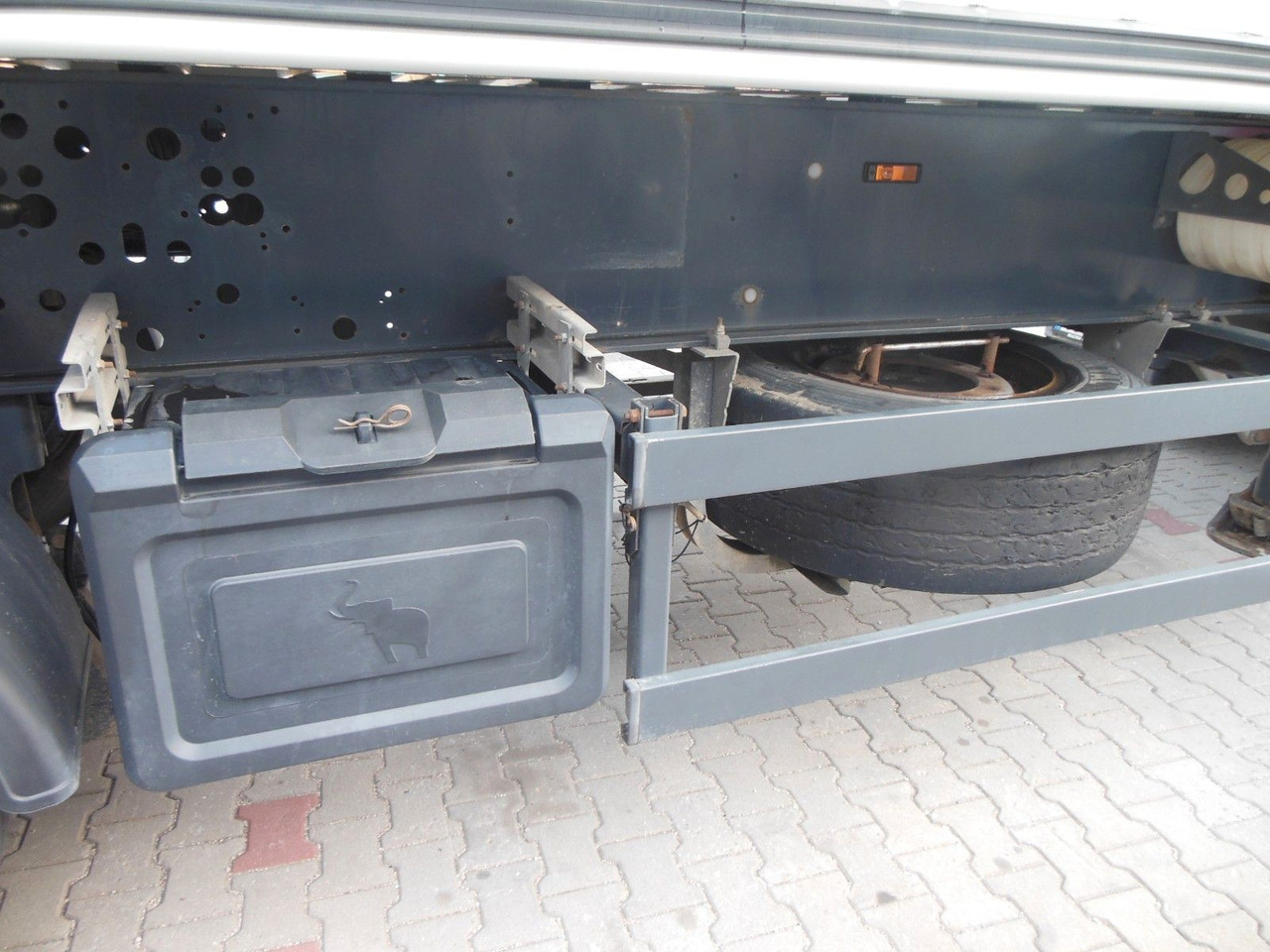 Tipper semi-trailer Schmitz Cargobull SKI 24, 51M3, ACHSEN 9 TONE, LIFT ACHSE: picture 13