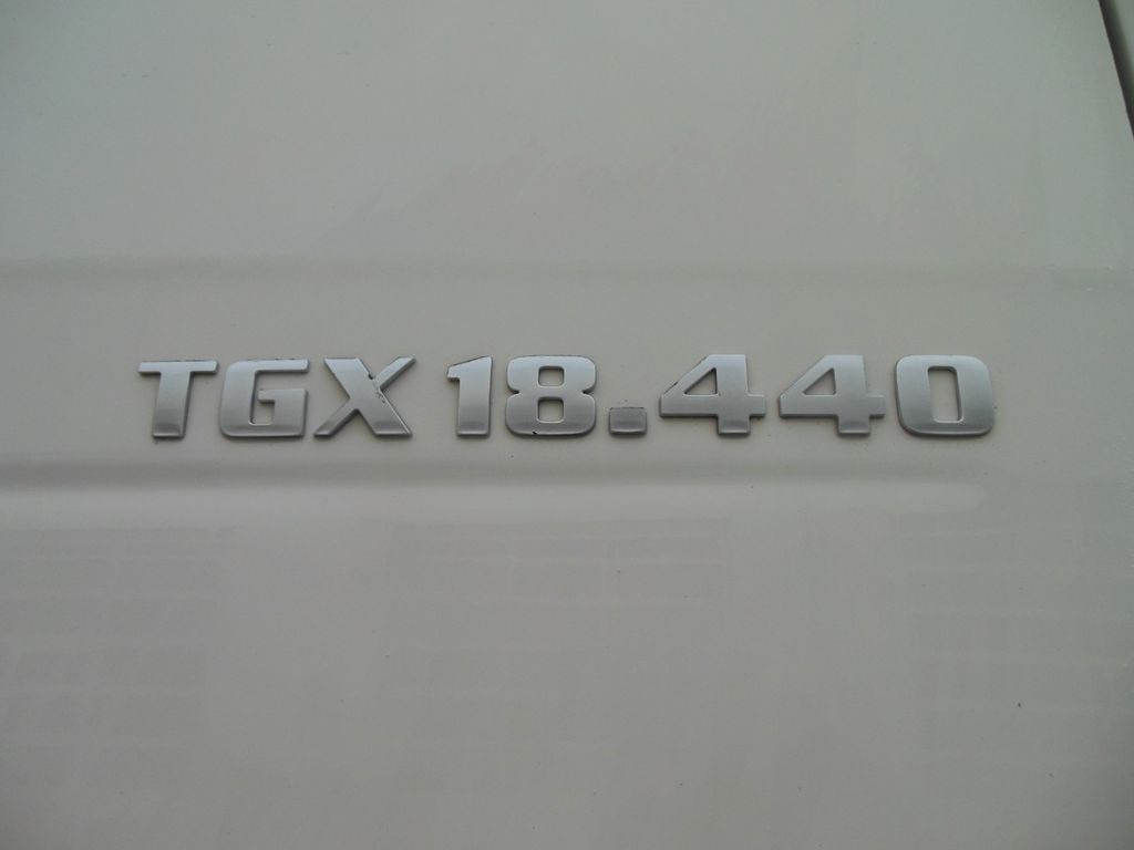 MAN TGX 18.440 BLS, INTARDER, AUTOMATIC, EURO 6 - Tractor unit: picture 5 MAN TGX 18.440 BLS, INTARDER, AUTOMATIC, EURO 6 - Tractor unit: picture 5