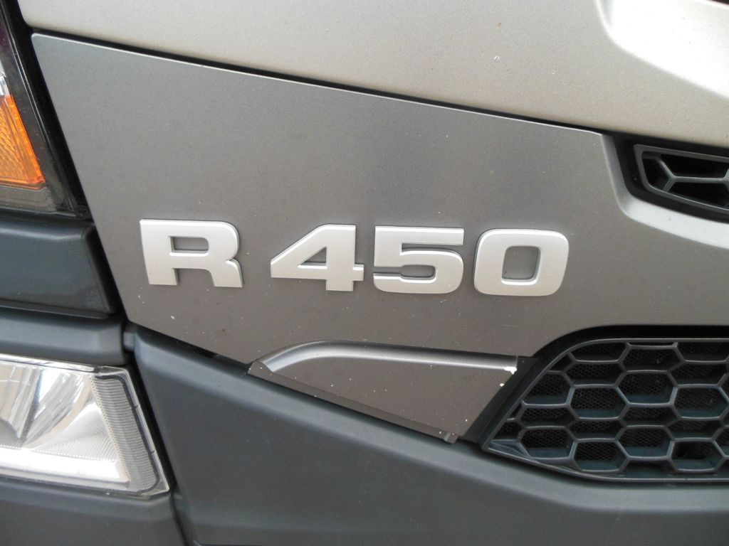 Scania R450 LOWDECK, RETARDER, STANDKLIMA, VOLL LUFT Scania R450 LOWDECK, RETARDER, STANDKLIMA, VOLL LUFT - Tractor unit: picture 5 Scania R450 LOWDECK, RETARDER, STANDKLIMA, VOLL LUFT Scania R450 LOWDECK, RETARDER, STANDKLIMA, VOLL LUFT - Tractor unit: picture 5