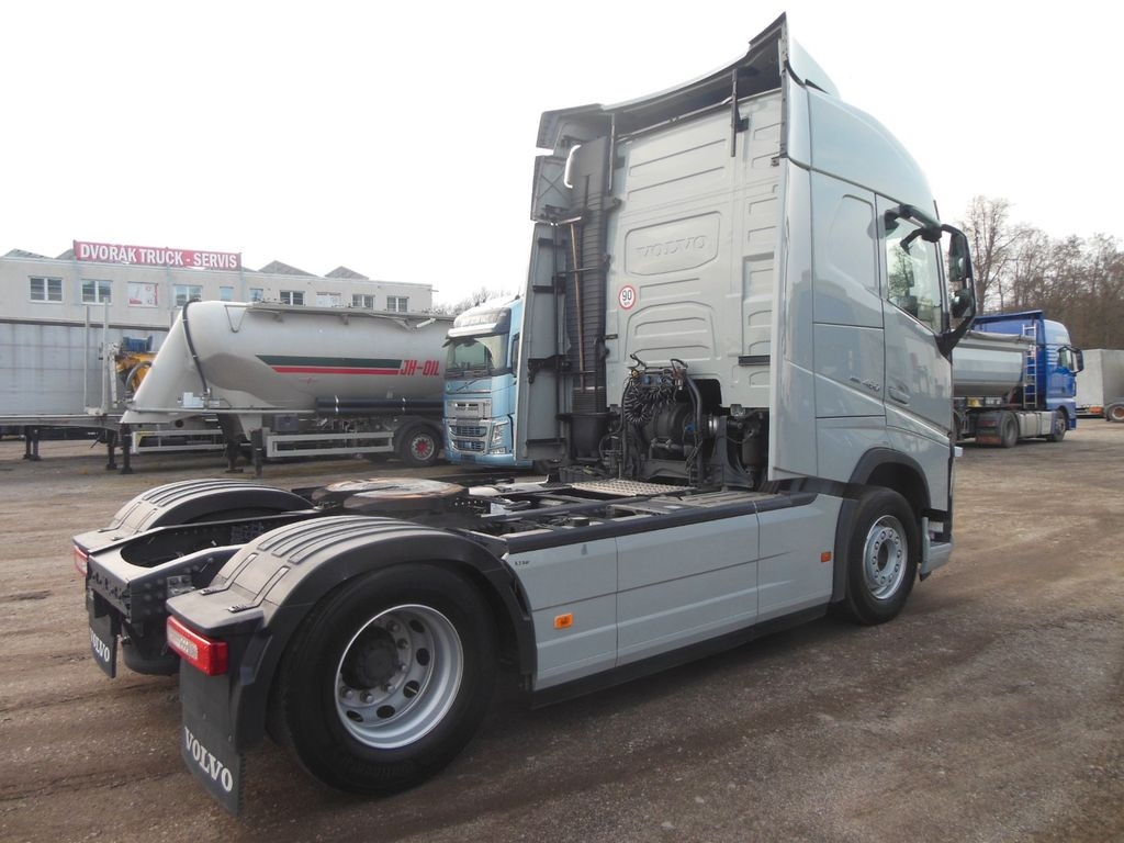 Volvo FH 13/460 TURBO COMPOUND,I-SAVE,I-PARK COOL,TOP - Tractor unit: picture 3 Volvo FH 13/460 TURBO COMPOUND,I-SAVE,I-PARK COOL,TOP - Tractor unit: picture 3