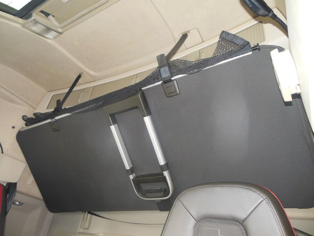 Leasing of Volvo FH 13/500, LOWDECK, GLOBE XL, I PARK COOL, TOP!!  Volvo FH 13/500, LOWDECK, GLOBE XL, I PARK COOL, TOP!!: picture 11