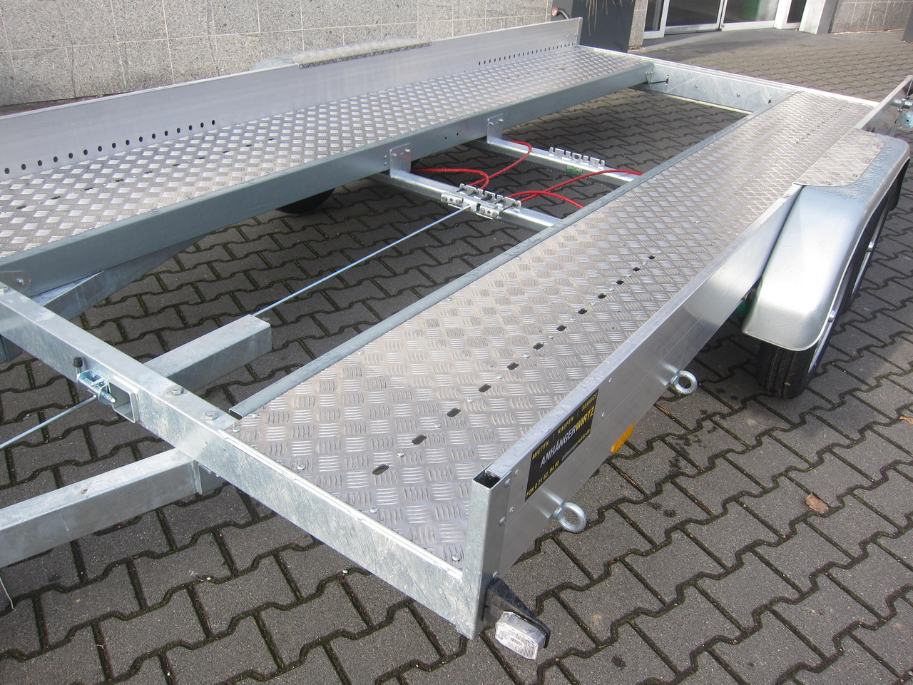 Anssems AMT ECO 1500 light 400x188x18cm (XL) Alurampen 1500kg Wohnmobilanhänger Januar Aktion - Autotransporter trailer: picture 4 Anssems AMT ECO 1500 light 400x188x18cm (XL) Alurampen 1500kg Wohnmobilanhänger Januar Aktion - Autotransporter trailer: picture 4