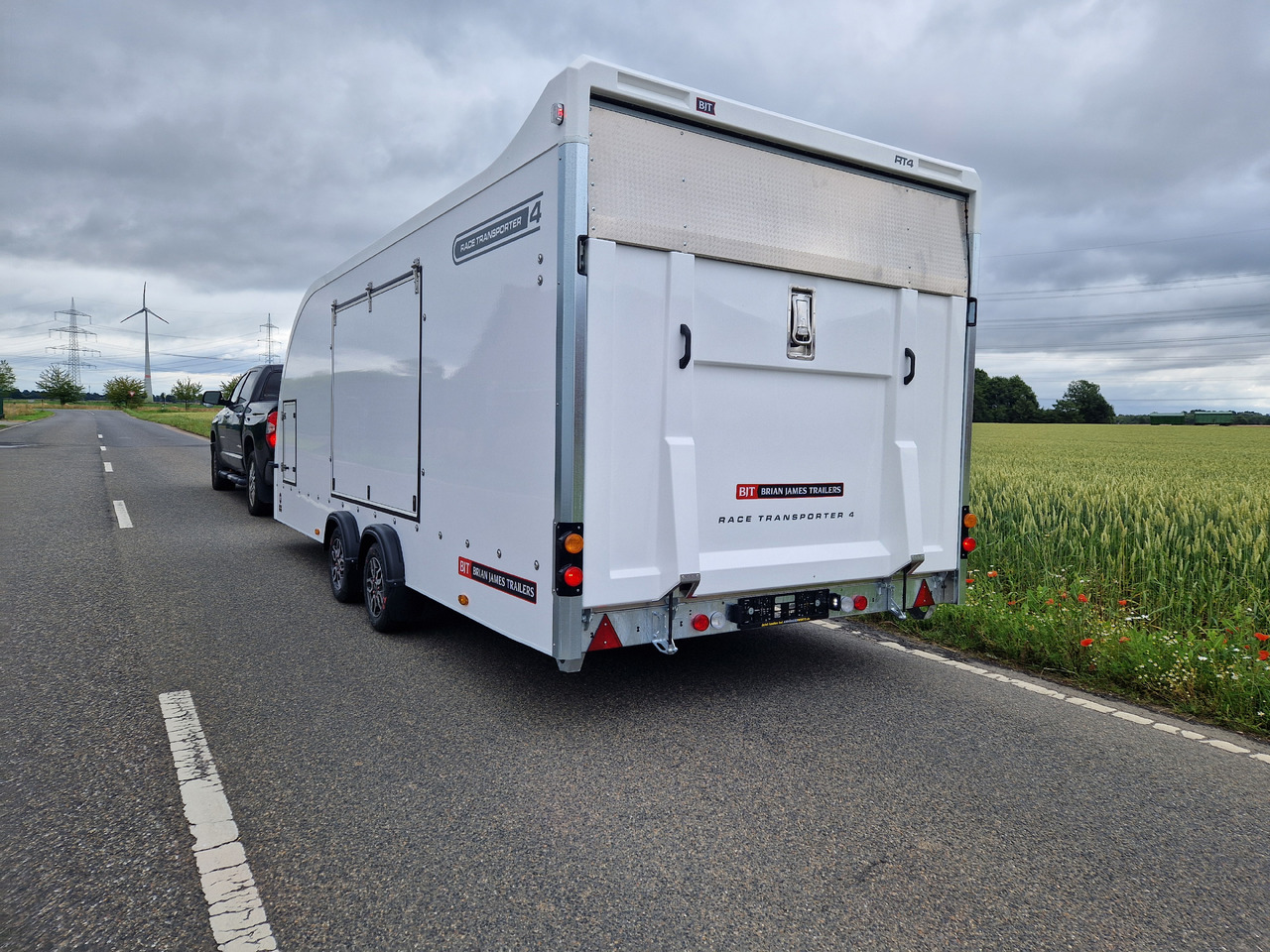 Autotransporter trailer BJT Race Transporter 4 550x212x188cm weiss E Winde Frontstauraum ASR Alufelgen dark 3500kg Modell 24: picture 14